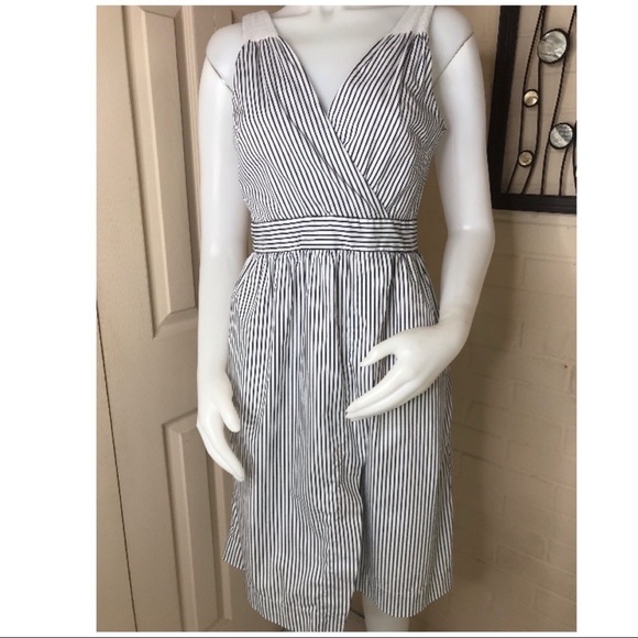 BANANA Republic Striped Dress - Picture 3 of 6